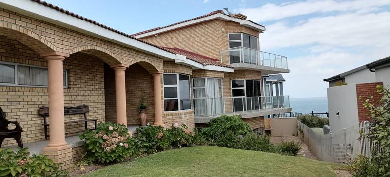6 Bedroom Property for Sale in Reebok Western Cape